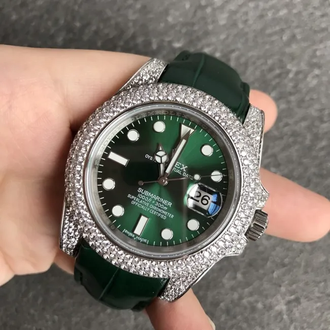 top-tier watch Rolex men's green dial green strap fully automatic movement Submariner series leather strap watch front view