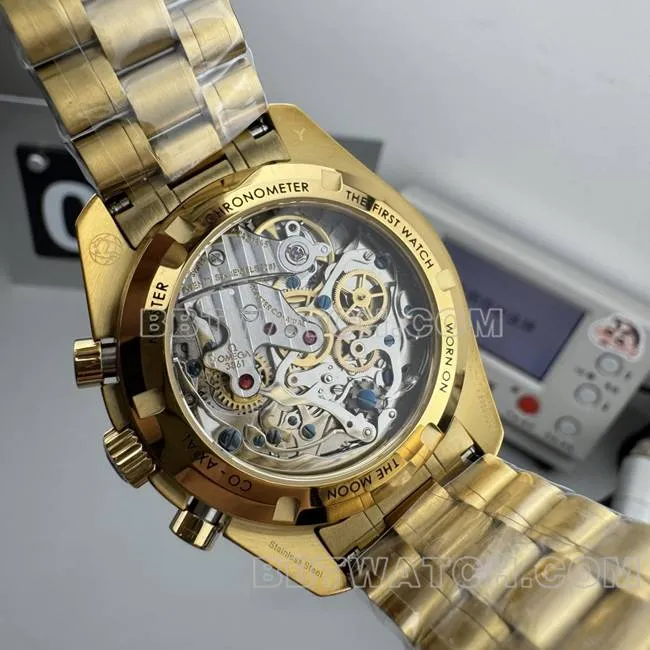 collectible watch Speedmaster N1 factory Omega gold plate yellow goldsteel bracelet model front live photo