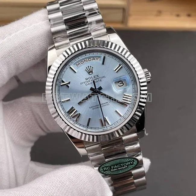 Rolextop-tier watch RC factory Day-Date40mm ice blue dial3255steel bracelet front live photo