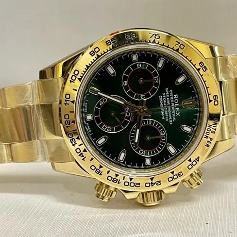 top-tier watch Rolex men's green dial gold steel bracelet green gold mechanical watch front view