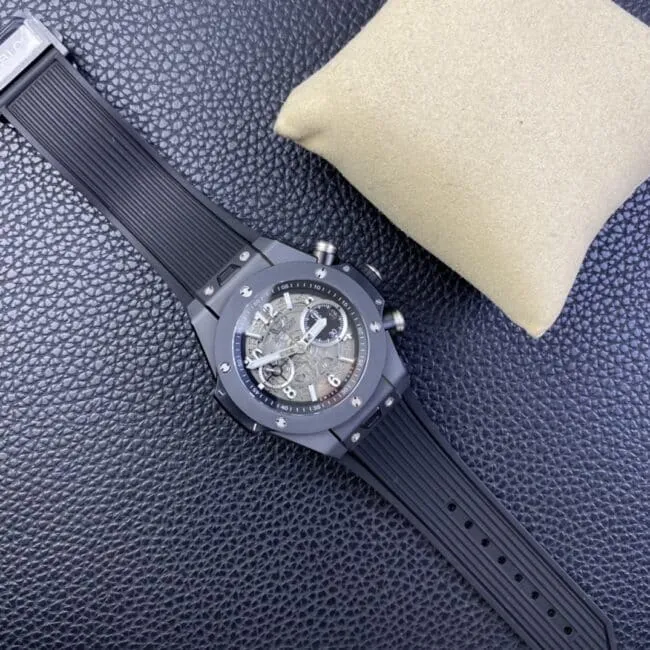 top-tier replicaHublot watch BIG BANG Unico Big Bang series color ceramic watch side view
