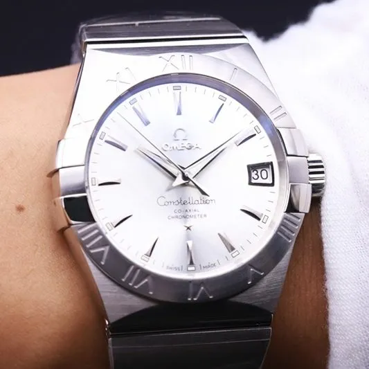 Is the Omega constellation watch good? - vs. front view
