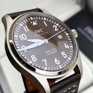 Universal Semi-Automatic Mechanical Watch