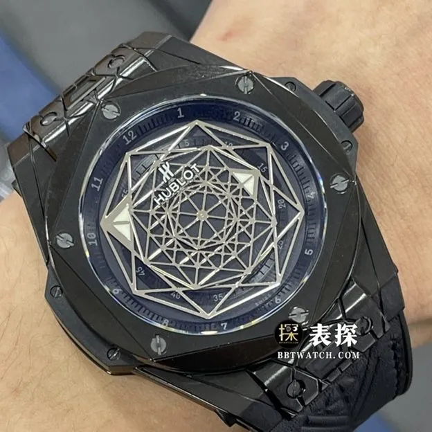 Hublot ceiling classic,wwf Big Bangreplica watch,front view