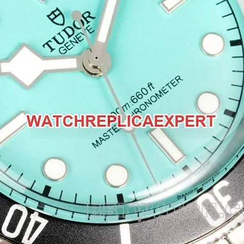 Tudor1:1replica watch 3T factory Biwan ice blue dial 41mm stainless steel steel bracelet model front live photo