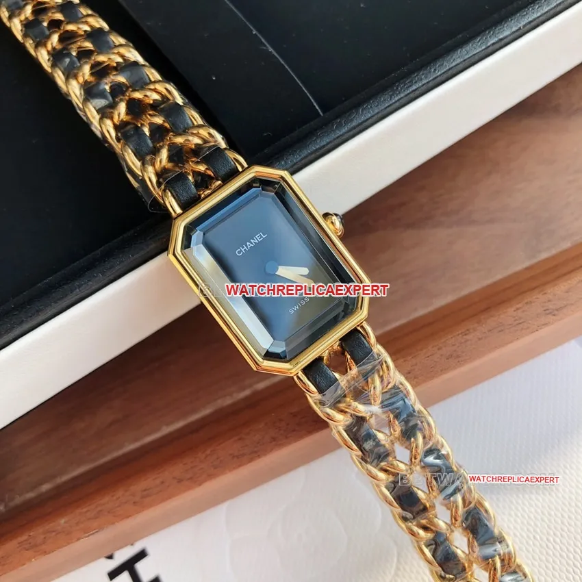 Chanelsuper cloneblack dial leather chain braceleth6951front live photo