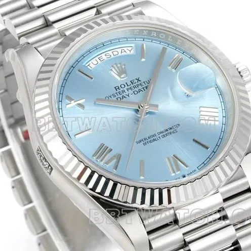 1:1replica watch PPM factory RolexDay-Date mechanical ice blue dial Roman numerals front live photo