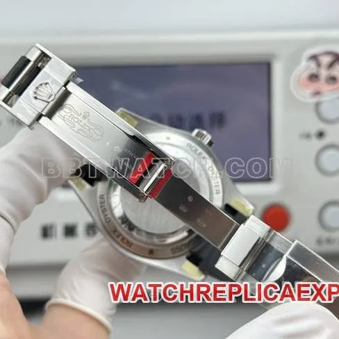 top-tier watch magnetic type VS FactoryRolexblack dial black rubber model front live photo