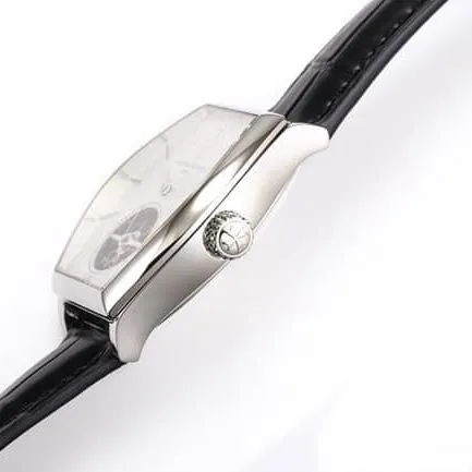 VCR factory Vacheron Constantintop-tier watch men's Maltese tourbillonwhite dial black belt fully automatic movementleather strap watch front view