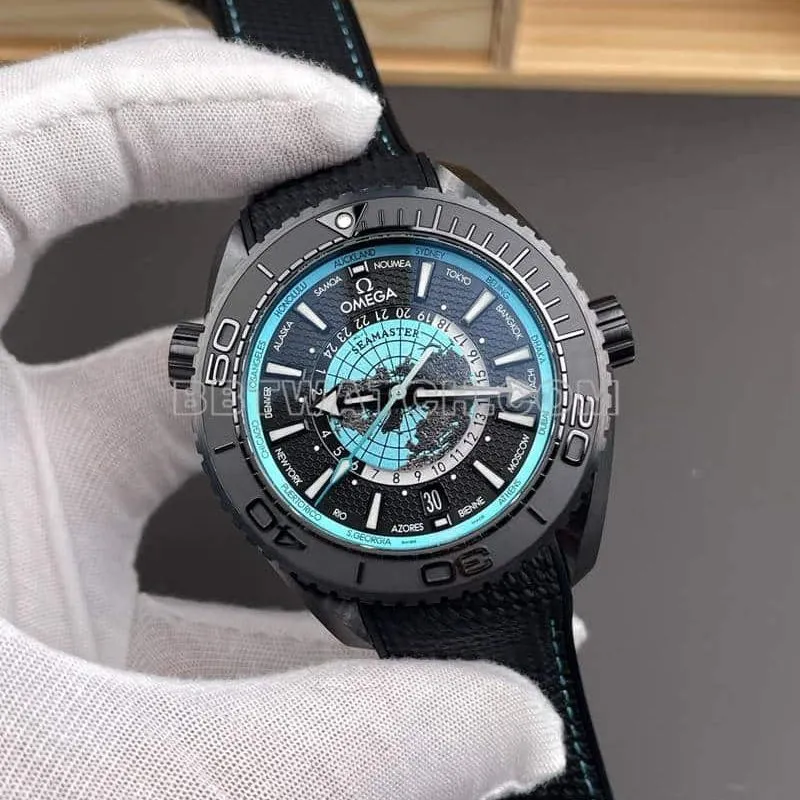 VS FactoryOmegaSeamastertop-tier replicablack dial600m world time 215.92.46side live photo