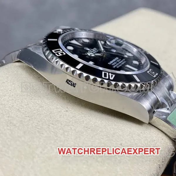 Rolex1:1replica watchARF FactorySubmariner41mmBlack Submariner3235movement126610side live photo
