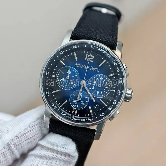 top-tier watch CODE 11.59Audemars PiguetAPS factory smoked blue dial4401 mechanical 26393front live photo