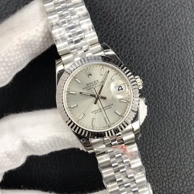Five Best Value Watches Between 20,000 and