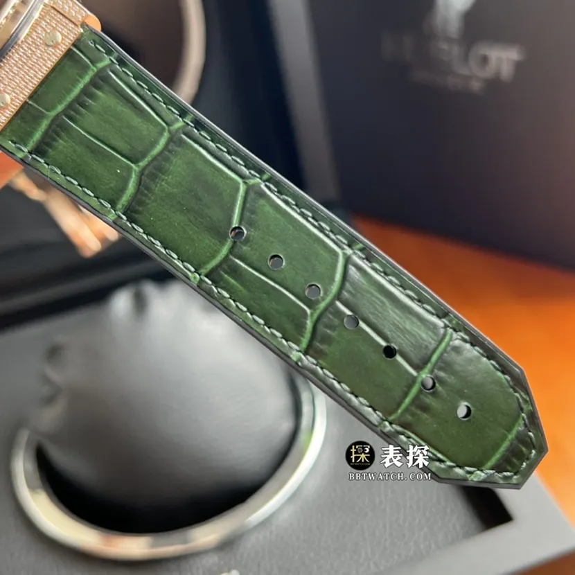 Classic fusion Hublot1:1replica watch green sun pattern dial diamond leather strap model clasp picture