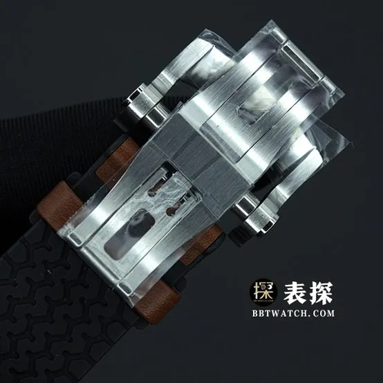 V7 factory Chopard racing super A watches men's dark gray panda disk rubber models pictures and price side real picture