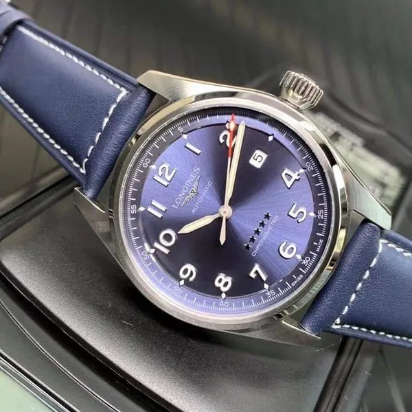 high-quality replicaLongines watch pioneer series five-star admiral blue dial mechanical watch front view