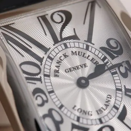 top-tier Frank Muller Long Island series quartz women's dial black belt watch detail shots