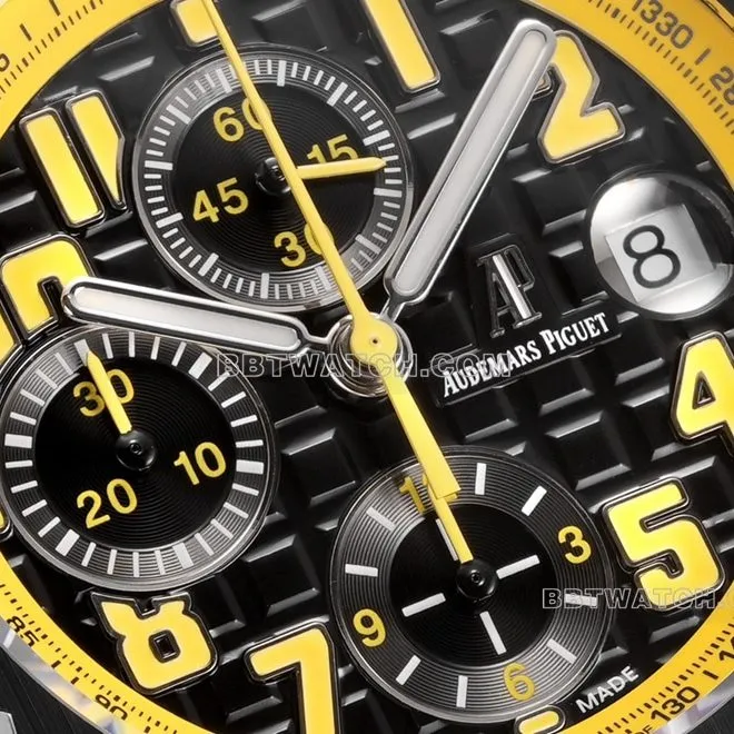 TW factory Audemars PiguetRoyal Oak offshore top-tier 1:1super cloneblack dial yellow inner bezel26176braceletlive photos