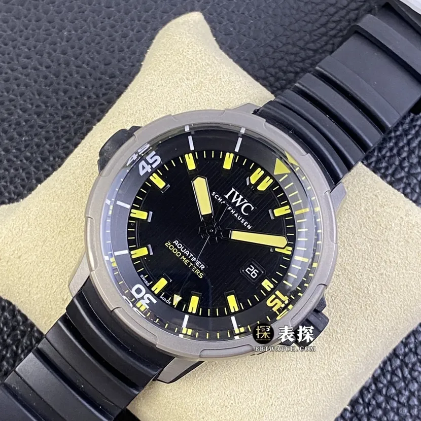 V6s factory IWC watch marine timepiece watch men's black dial rubber model pictures and prices front live photo