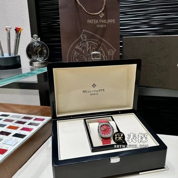 MMA factory Patek Philippe5067Atop-tier watch ladies red dial rubber model picture and price side live photo