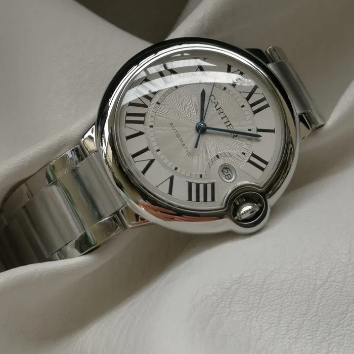 top-tier watch Cartier men's white dial blue balloon series steel bracelet watch front view