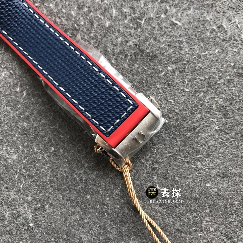 VS FactoryOmegaSeamaster1:1super watch men's white dial America's Cup rubber model pictures and prices front live photo
