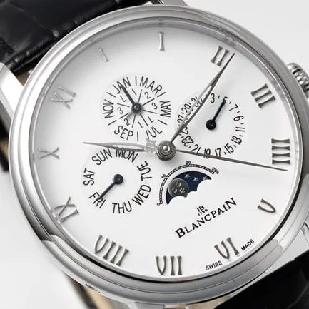 Top-tier watch Blancpain manual winding mechanical men's white dial black belt classic series leather strap watch front view