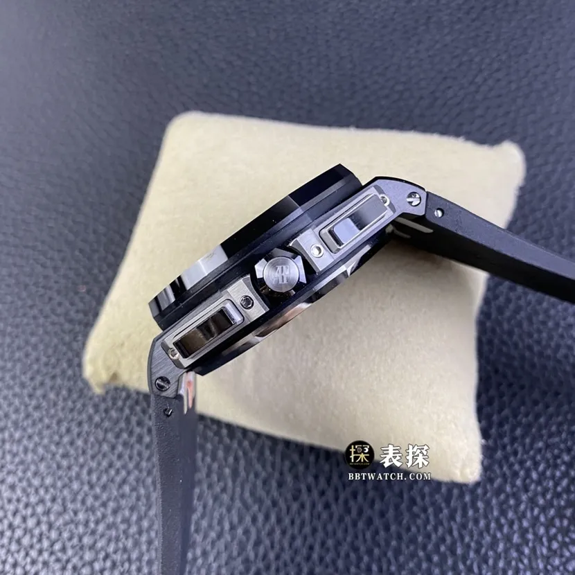 APF factory Audemars PiguetRoyal Oak offshore 26400top-tier 1:1super watch men's black panda disc rubber model pictures and prices front live photo
