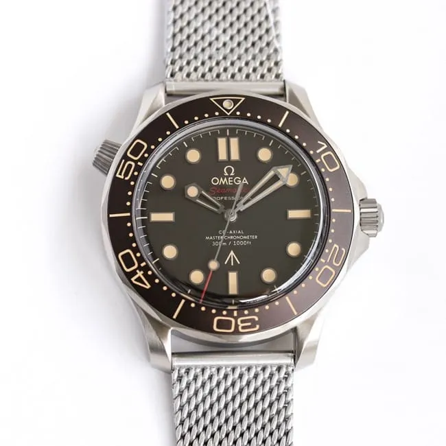 Top collectible watches James Bond Movie "Immaculate to Death" Theme Edition Steel Strap Watch - "Seamaster Diver 300M 007 Edition" Detailed Picture