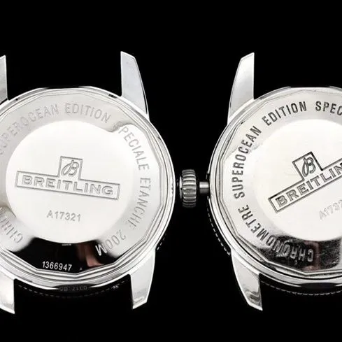 Breitling1:1replica watch,om super ocean watch, side comparison picture