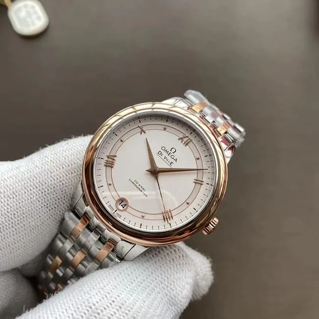 top-tier watch Omega women's white dial gold belt butterfly series watch back cover picture