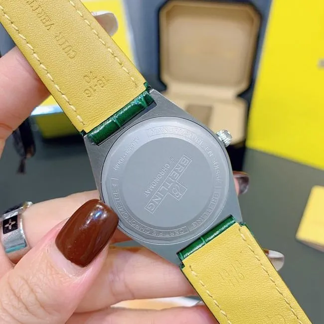 top-tier replicaBreitling Nanhai capsule series fully automatic movementchronograph women's white dial green strap watch front view