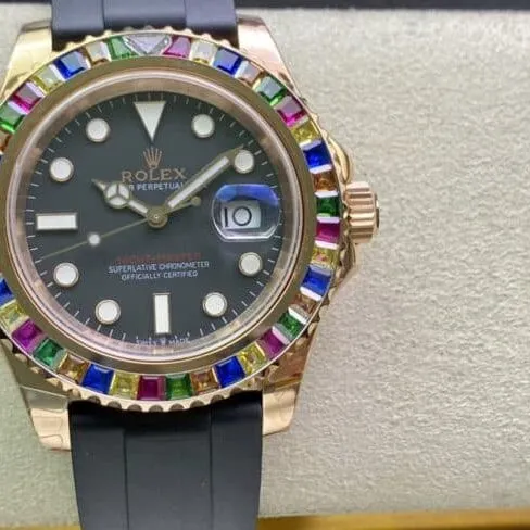 top-tier watch Rolex European customized version of jelly bean circle yacht five-color diamond diving men's watch front view