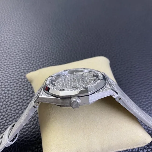 Audemars Piguettop-tier watch men's white dial gray belt Royal Oak series fully automatic movementleather strap front view