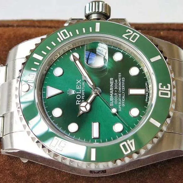 collectible watches: similarity and