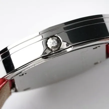 top-tier Van Cleef & Arpels women's white dial red band Charms Gold watch quartzleather strap watch detail shots