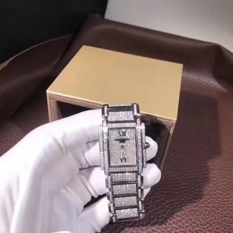 Patek PhilippeTWENTYladies' watch full diamond 18k gold watch side view