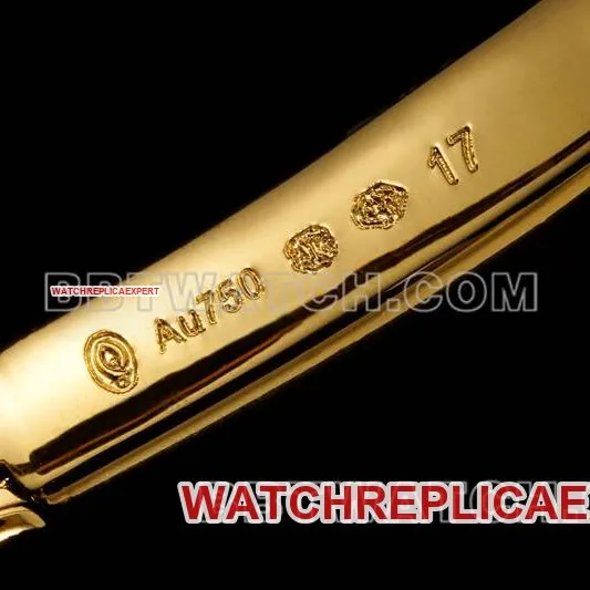 Cartiertop-tier watch BLS factory bathtub 17 size quartz bracelet watch front live photo