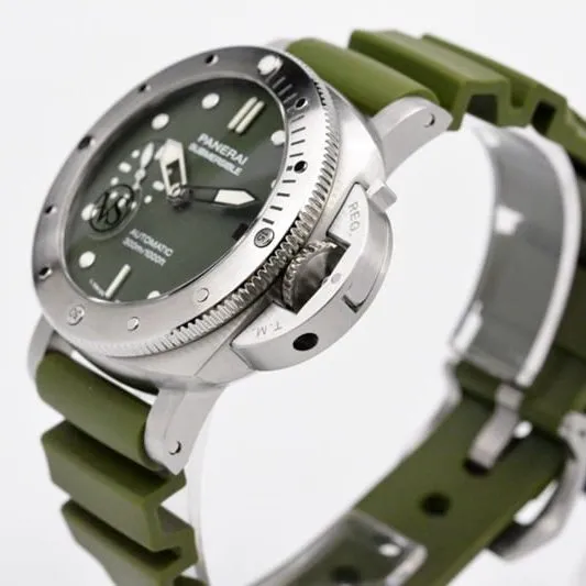 VS Factory2020 Paneraireplica new product PAM1055 watch 42MM Green Sea Spirit front view
