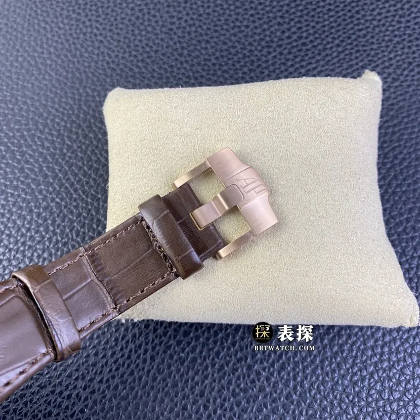 APF factory Audemars PiguetRoyal Oak offshore type 26470 top-tier watch men's coffee panda plate leather strap model pictures and prices front live photo