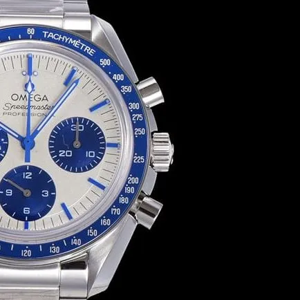 top-tier watch Omega men's white dial Snoopy series steel bracelet watch detail shots