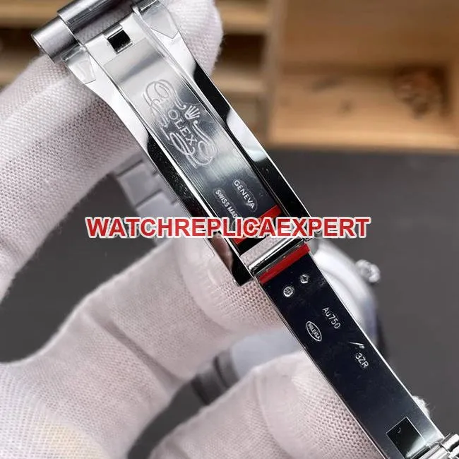 collectible watch CBD factory RolexDay-Date3255 mechanical olive green dial40mmfront live photo