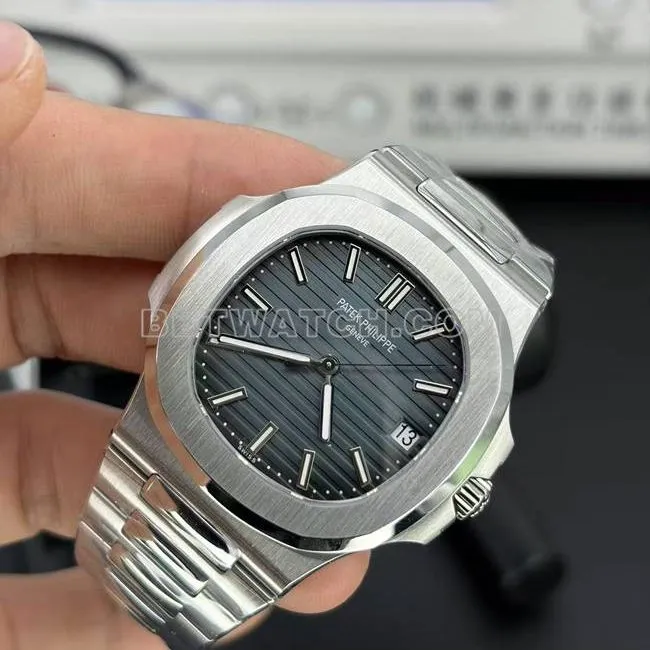 Patek Philippe collectible watch DDF factory Nautilus40mmblue dial324 mechanical 5711front live photo