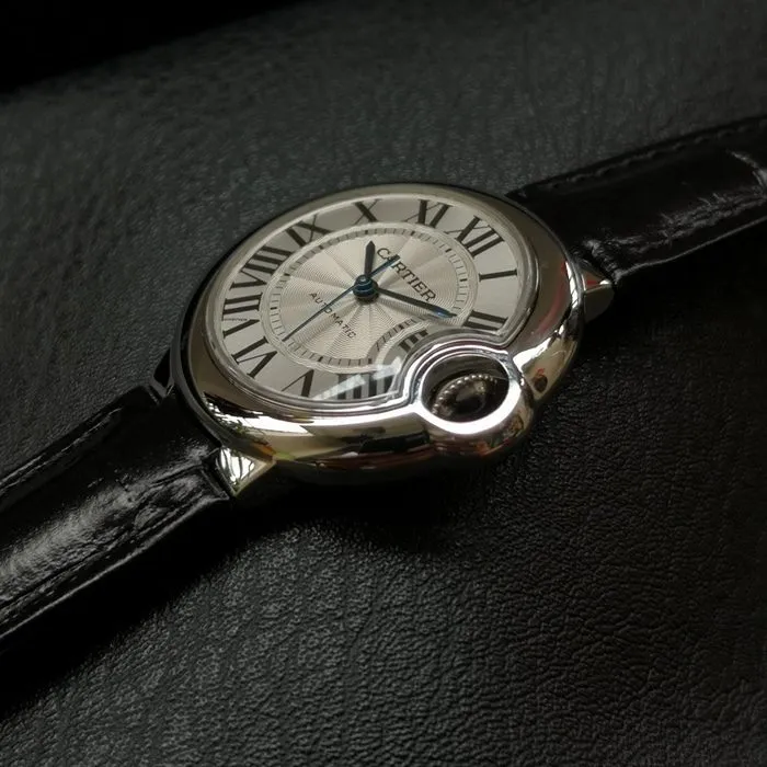 top-tier watch Cartier men's white dial blue balloon series leather strap watch side view