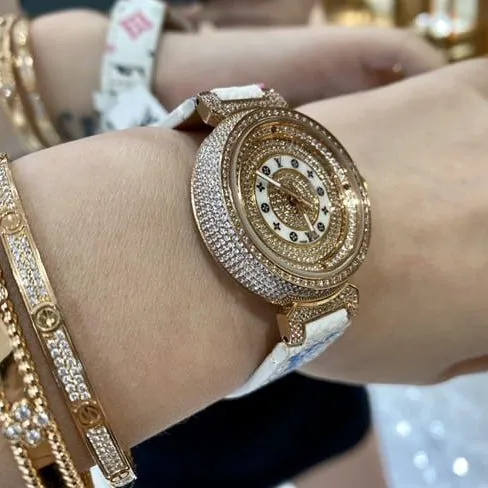 Louis Vuitton women's premium Swiss quartz