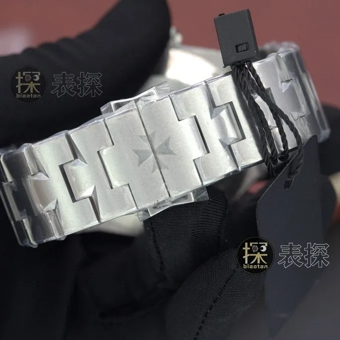 TWA factory travels all over the world Vacheron Constantin1:1replica watch lumechronograph white dialsteel bracelet front view
