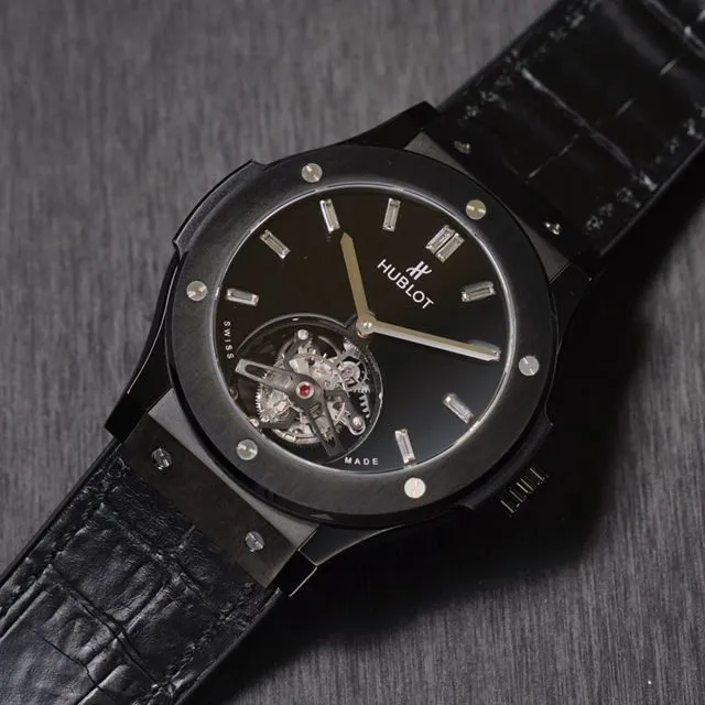 Hublotsuper watch (Hublot) classic fusion series tourbillon watch front view
