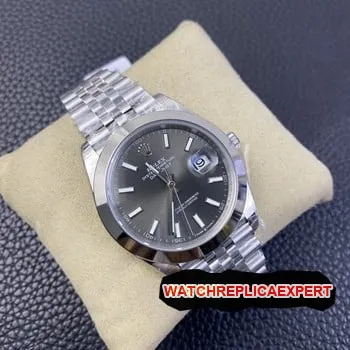 GM Cellini watch texture quality analysis