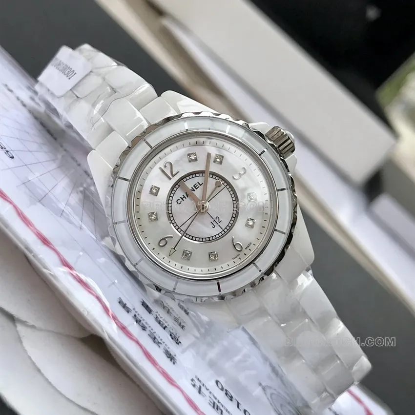 ChanelJ12super white mother of pearl plate 29mmquartzH2570side live photo