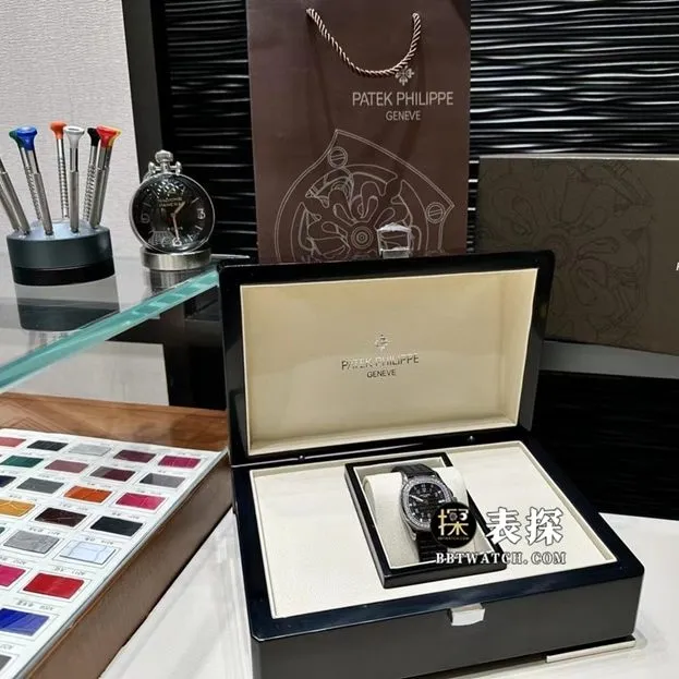 MMA factory Patek Philippe5067A1:1super watch ladies black dial rubber model pictures and prices side live photo